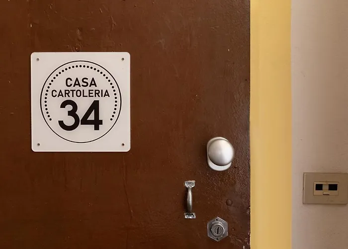 Casa Cartoleria 34 شقة