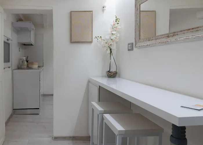 Apartment Casa Cartoleria 34 *