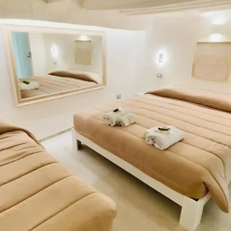 Casa Cartoleria 34 아파트 *